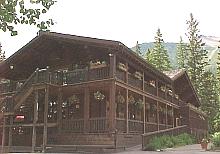 EmeraldLakeMainLodge